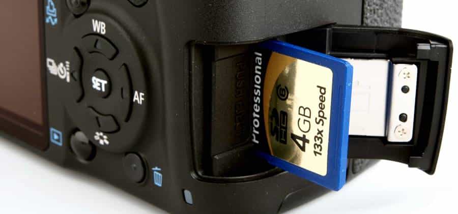 Card Slot Canon EOS 500D