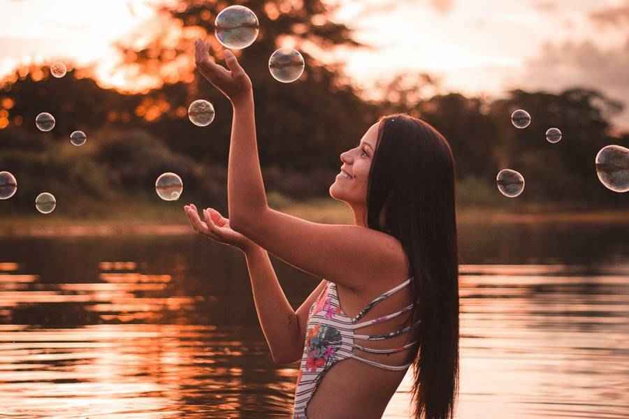Secrets and Features of A Photoshoot in Water