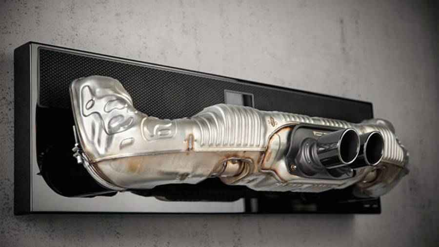 Porsche Premium Soundbar With Exhaust