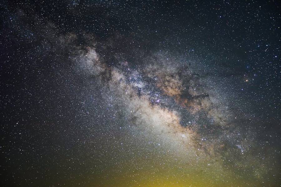 5 Best Wide-Angle Lenses for Astrophotography
