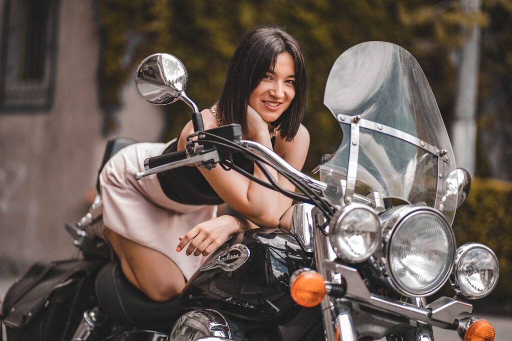 Stunning Motorcycle Photoshoot Ideas for Female