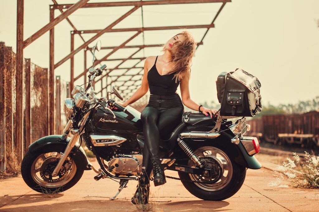 Stunning Motorcycle Photoshoot Ideas for Female